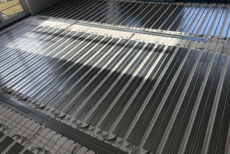 Kúrenie / Suché podlahové kúrenie - foto Kúrenie / Suché podlahové kúrenie - foto